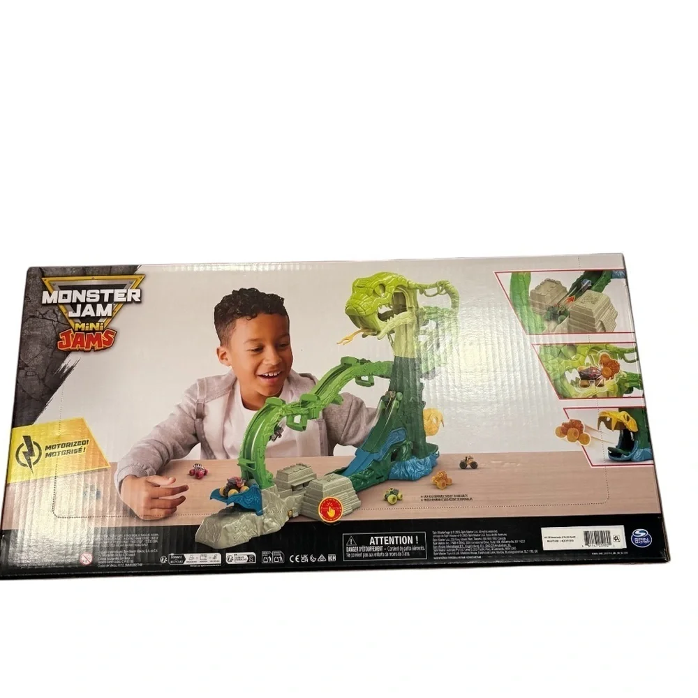 Monster Jam Mini Jams Cobra Adventure Set NEW Track W/ Trucks Thunderroarus